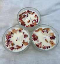 Load image into Gallery viewer, Vanilla Rose Soy Wax Candle – Handcrafted with a Sweet Floral Vanilla Fragrance, Made from Natural Soy Wax for a Clean, Long-Lasting Burn. Sprinkled with Rose Petals and Infused with Clear Quartz for added positive energy. Perfect for Relaxation, Home Ambiance, and Thoughtful Gifts – Eco-Friendly, Ideal for Aromatherapy and Self-Care.