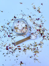 Load image into Gallery viewer, Herbal bath soak with essential oils for a spa-like at-home experience
