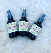 Load image into Gallery viewer, Herbal skin spray with Witch Hazel, Lavender, and Chamomile, perfect for use after outdoor activities to refresh and soothe skin.