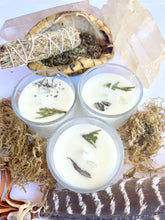 Load image into Gallery viewer, Cedarwood & Sage Soy Candle | Clear Quartz Crystal Candle | 4 oz Glass Jar Candle