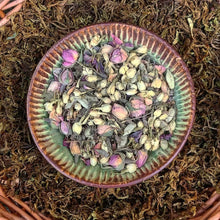 Load image into Gallery viewer, Caffeine-Free Heart Opening Tea – Organic Rose, Cardamom, Tulsi, and Ashwagandha Blend for a Peaceful and Calm Moment.