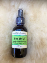 Load image into Gallery viewer, Natural bug and tick spray with yarrow extract, witch hazel, and apple cider vinegar for a plant-based alternative to traditional bug sprays.
